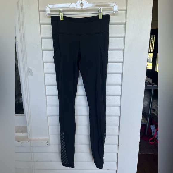 Lululemon Special Edition Black Reflective Grid Leggings Size 2 - Picture 2 of 10